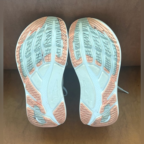 Altra FWD VIA Running Shoes Women’s 8 EU 39 Gray Max Cushion Road Sneaker - Picture 10 of 11